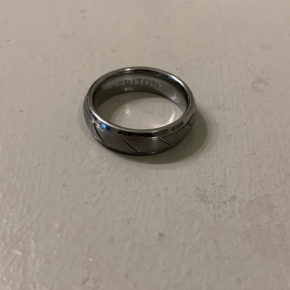 Men’s Triton Engagement Band